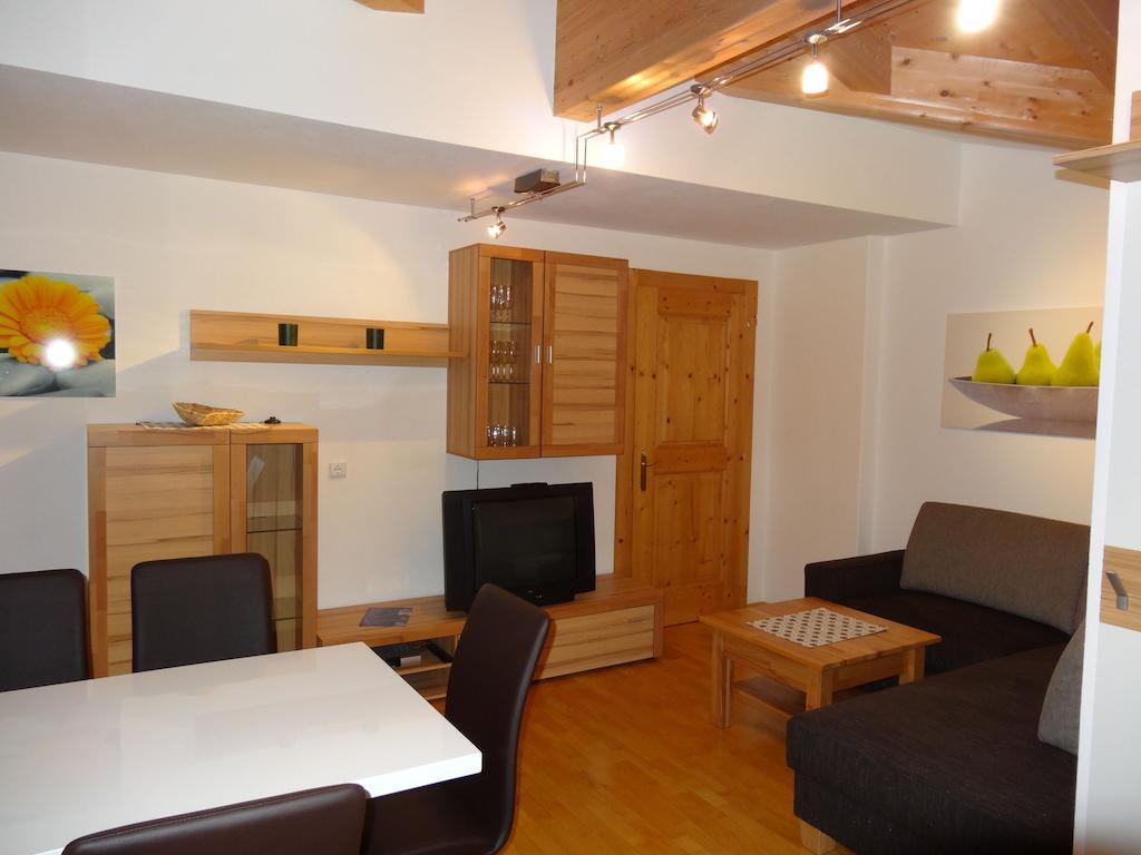 Ferienwohnung Irmgard Steinberg am Rofan Phòng bức ảnh